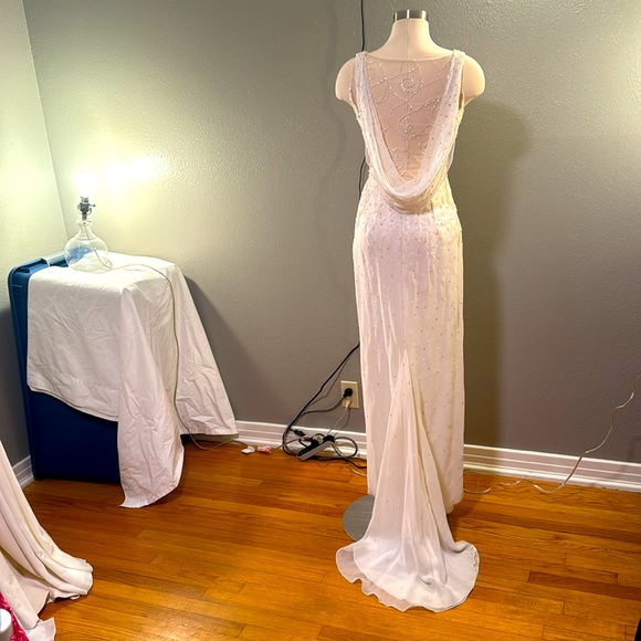 Unique vintage winter white formal gown with sequins and beading and tiny train - Picture 3 of 11